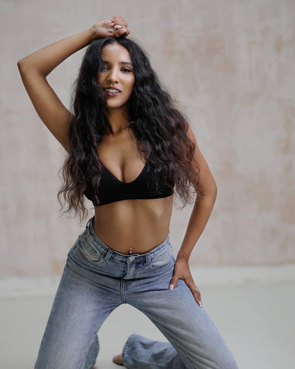 Naomi C